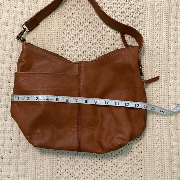 Lucky Brand Brown Shoulder Bag with Relaxed Structure - Picture 10 of 14